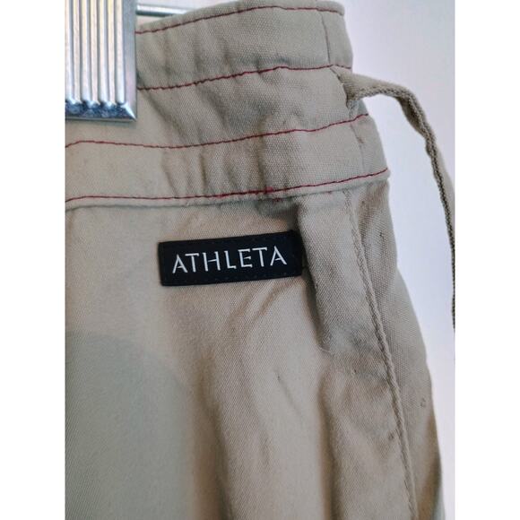 Athleta Cargo Capri Pants Womens Medium Beige Outdoor Athleisure Hiking Shorts - Picture 4 of 8